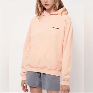 Sporty & Rich x Serif logo hoodie peach - small